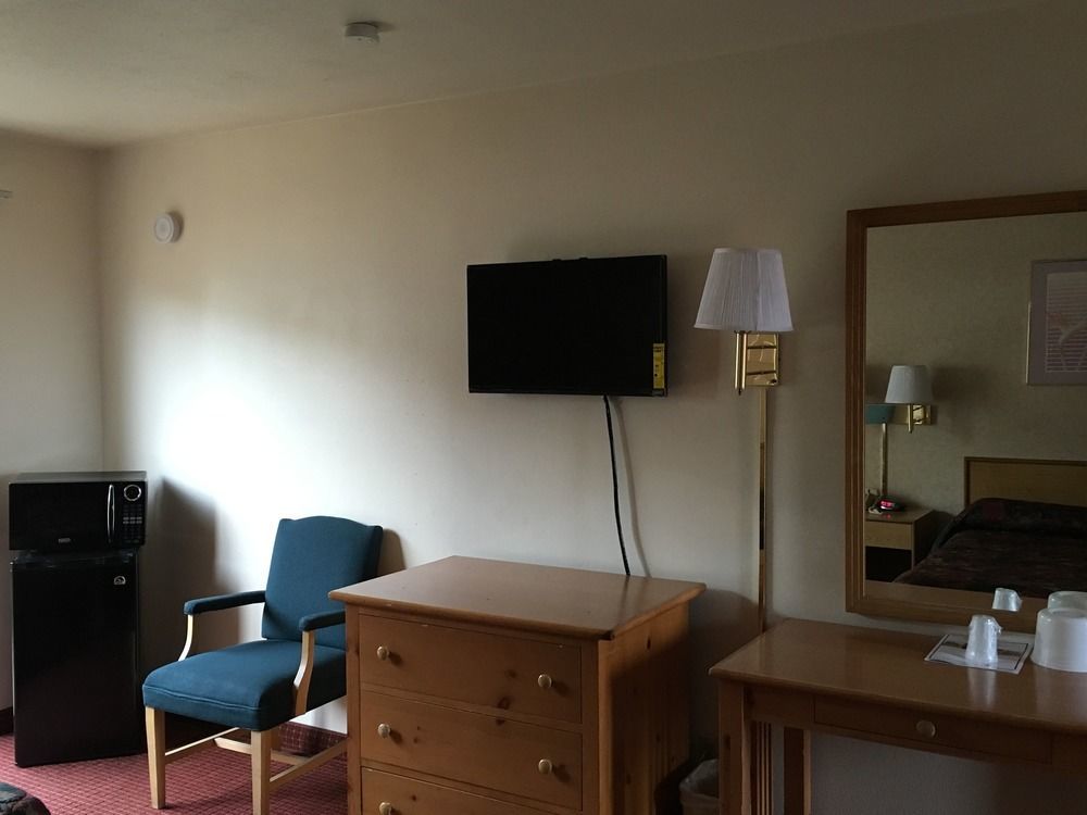 Economy Inn Фресно Екстер'єр фото