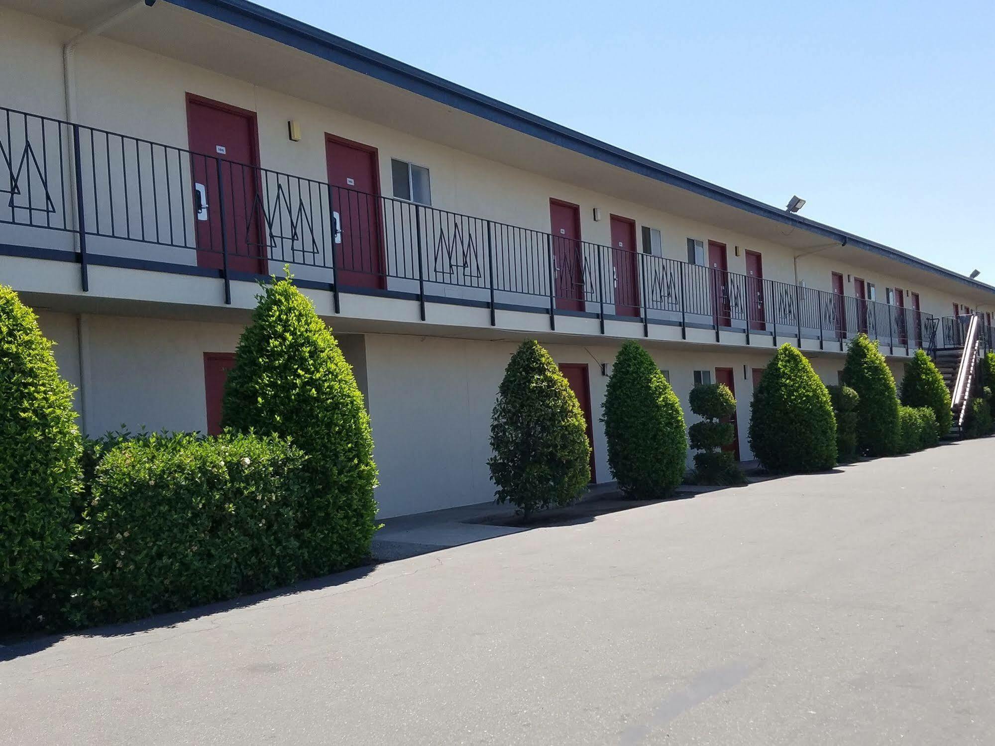Economy Inn Фресно Екстер'єр фото
